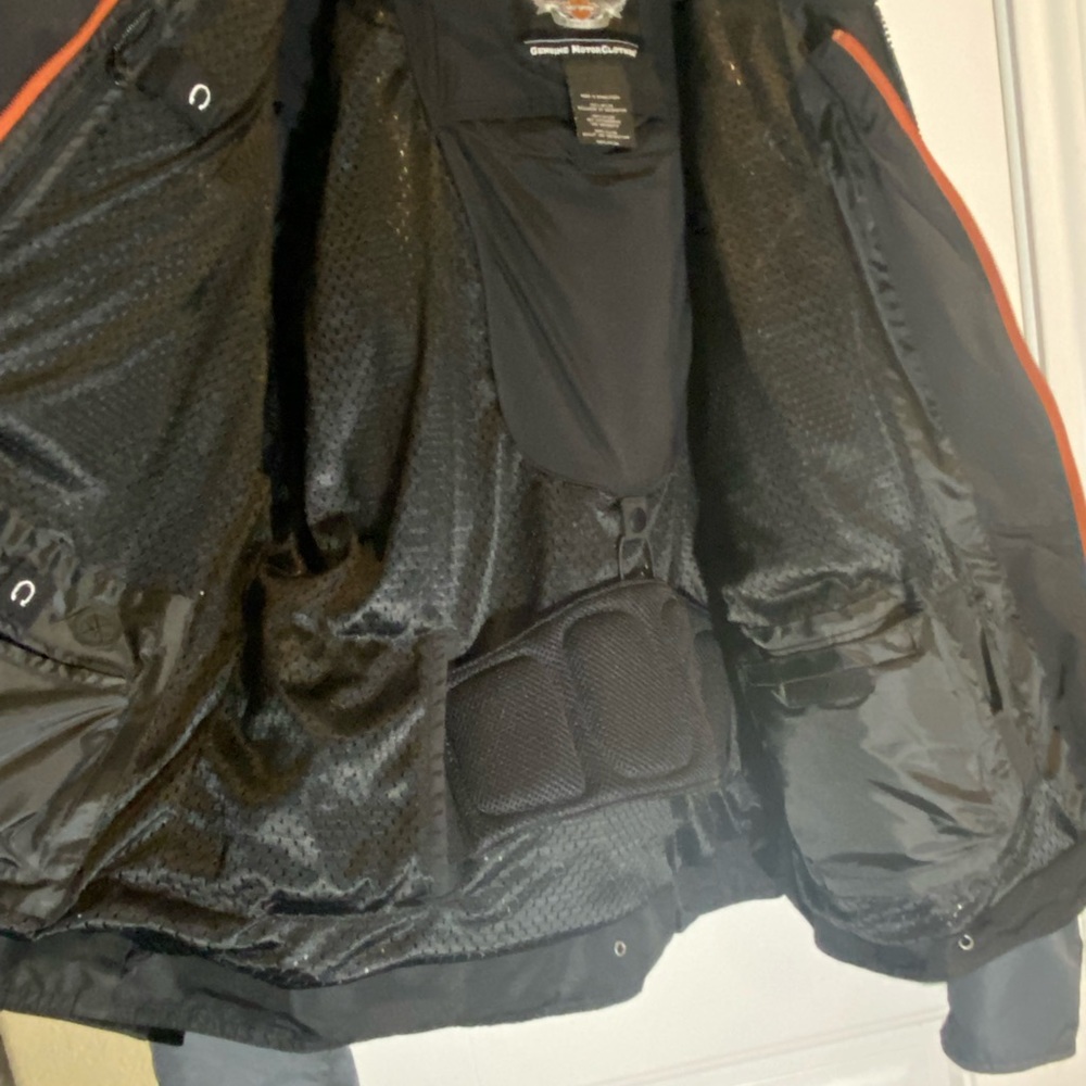 Harley-Davidson Riding Jacket - Picture 2 of 4